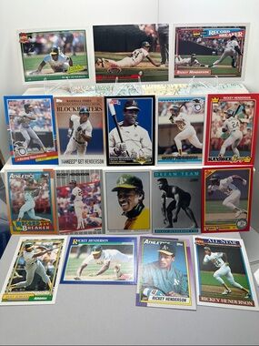 Rickey Henderson vintage lot of 17 (As, Yankees)